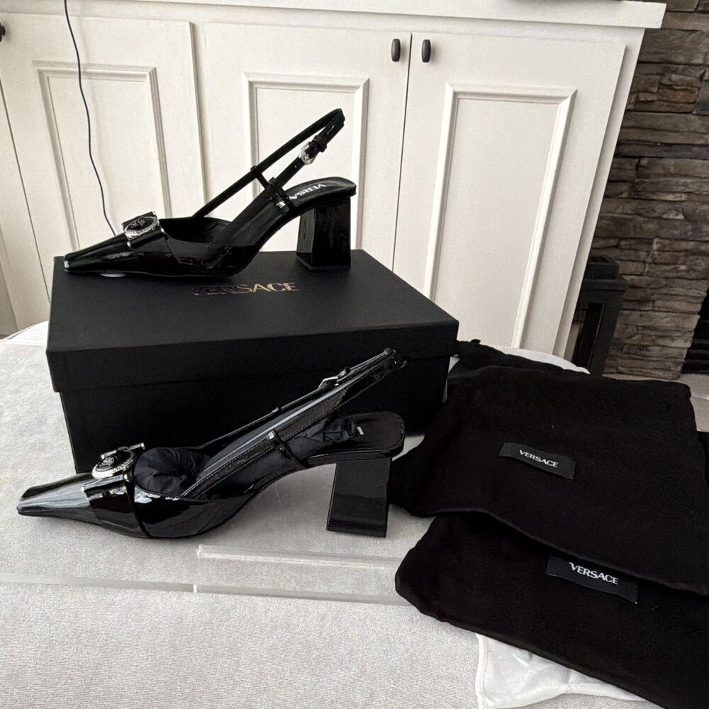 Versace Medusa Black Patent Leather Pointed Toe Slingback Block Heel 38.5 NIB